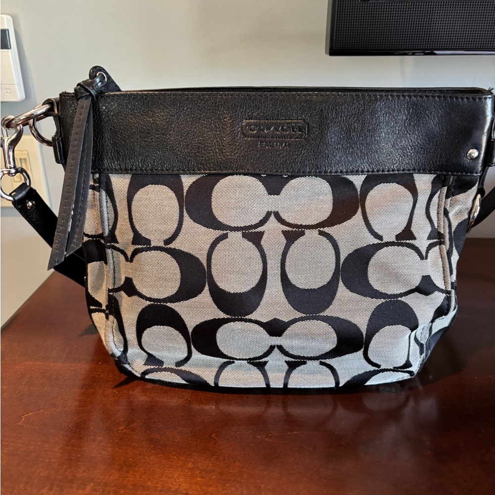 Coach Black and Gray Signature Shoulder Bag
